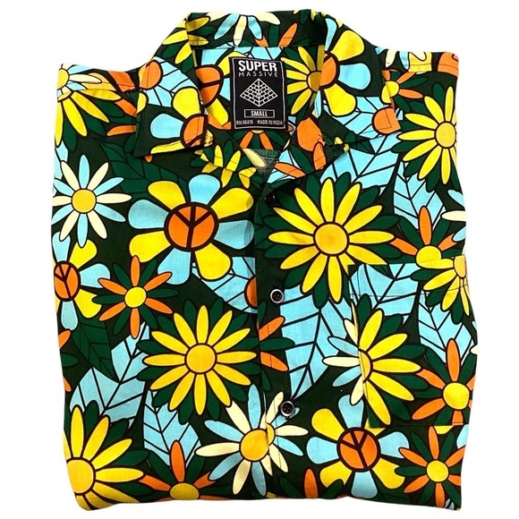 Super Massive Men’s Rayon Moongarden Button Down Shirt, Size Small - Picture 10 of 10